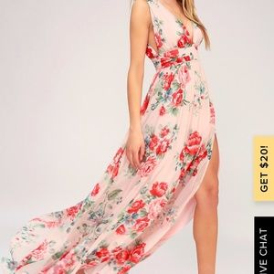 Lulu’s Blush Floral Print Maxi Dress